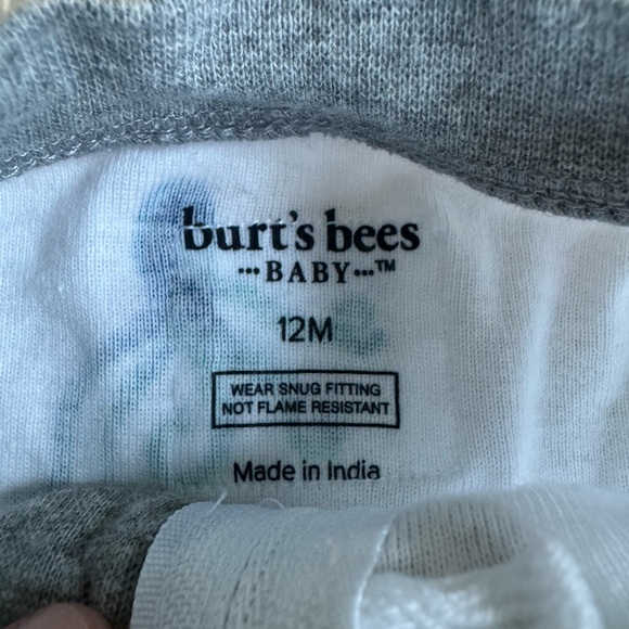 Like New Burt’s Bees Pajama 2 pack Set - 12 Months - Picture 2 of 2